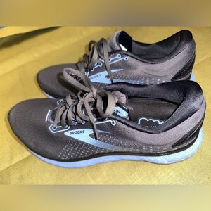 Brooks Glycerin running shoes